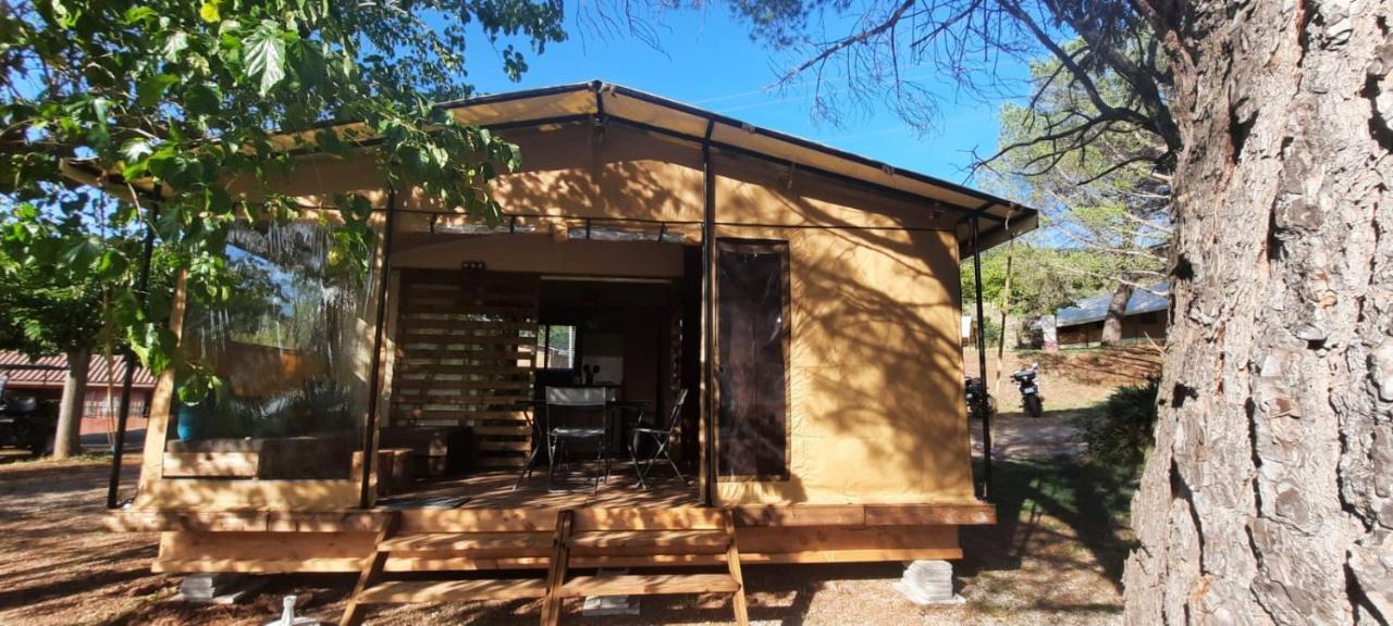 Camping Onlycamp Les Tuilleres Vercheny Eksteriør billede