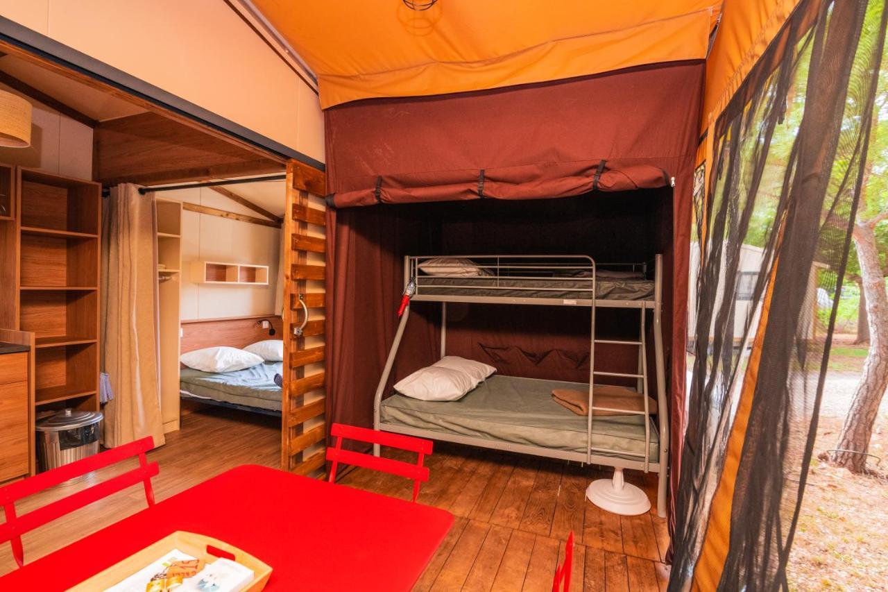 Camping Onlycamp Les Tuilleres Vercheny Eksteriør billede