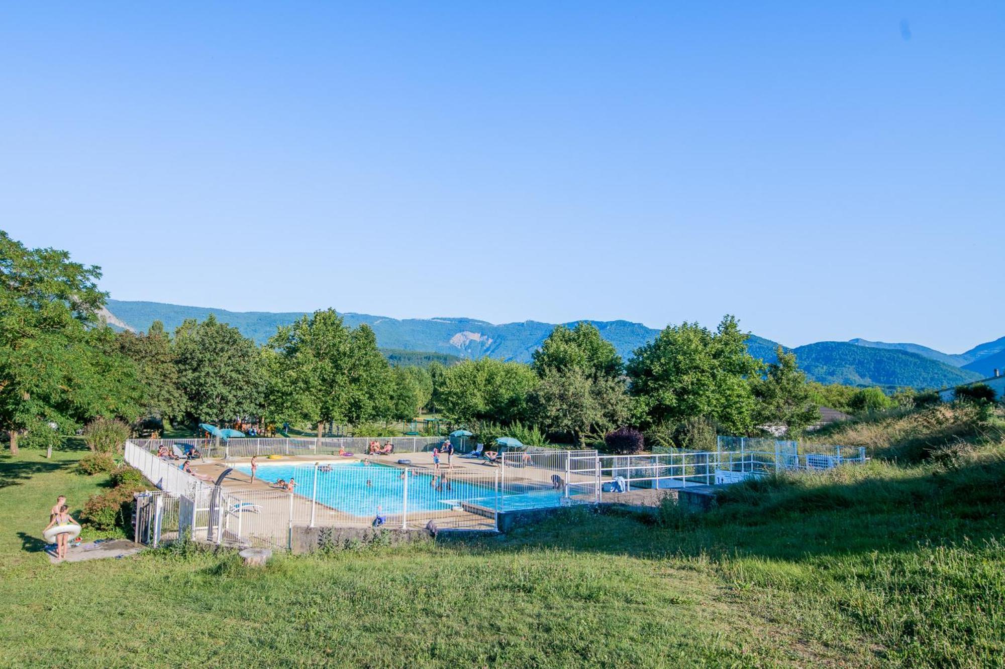 Camping Onlycamp Les Tuilleres Vercheny Eksteriør billede